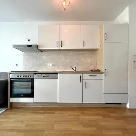 Wohnung Mit Garten In 1230 Wien Exterior photo